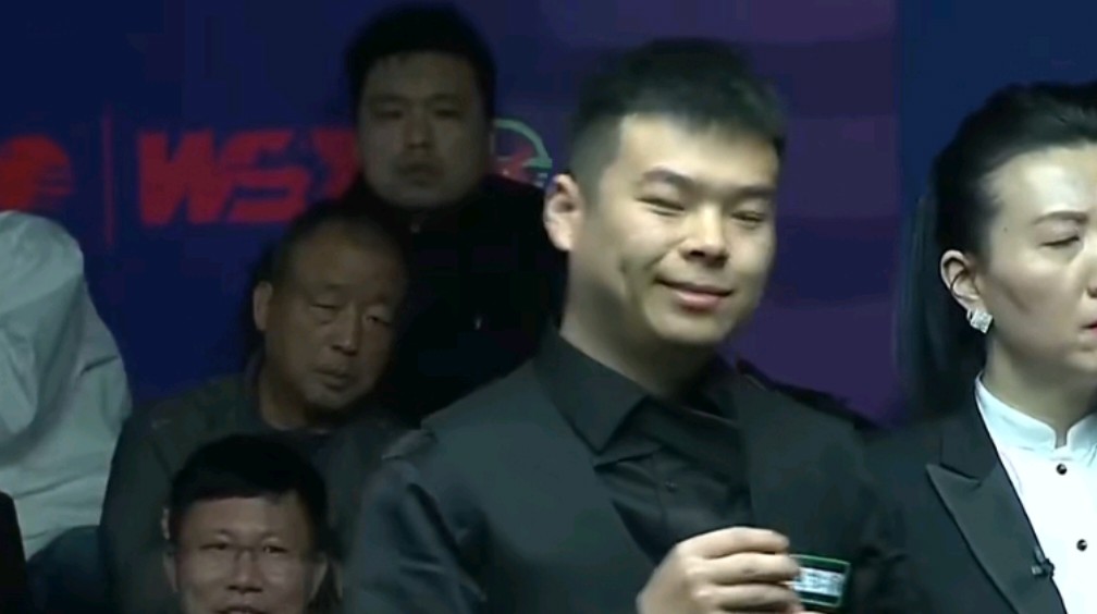 包含皖江雄鹿队惊险晋级渝州雄鹿队，排球邀请赛上演关键失误成转折！重拾自信的夜晚的词条-九游娱乐